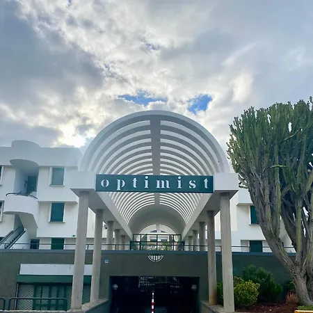 2the Location - Americas & Parking Apartment *