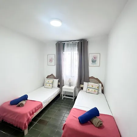 2the Location - Americas & Parking Apartment Playa de las Americas (Tenerife)